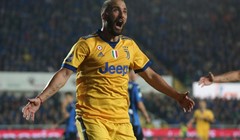 VIDEO: Higuain srušio "svoj" Napoli na San Paolu, neporaženi Inter bi mogao na vrh Serie A