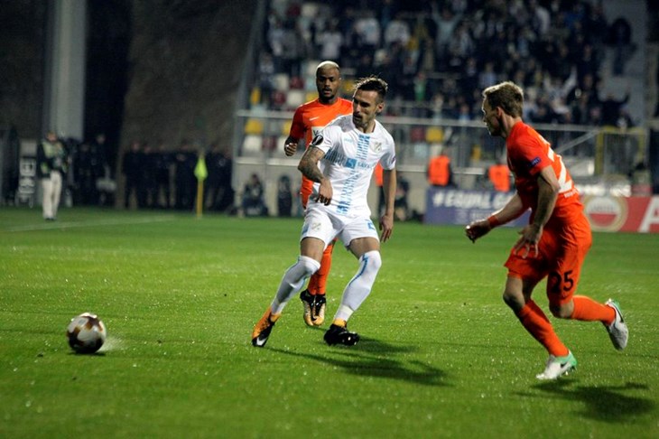 Bečani pregazili Riječane na Rujevici, Prokop i društvo poigravali se s domaćom obranom