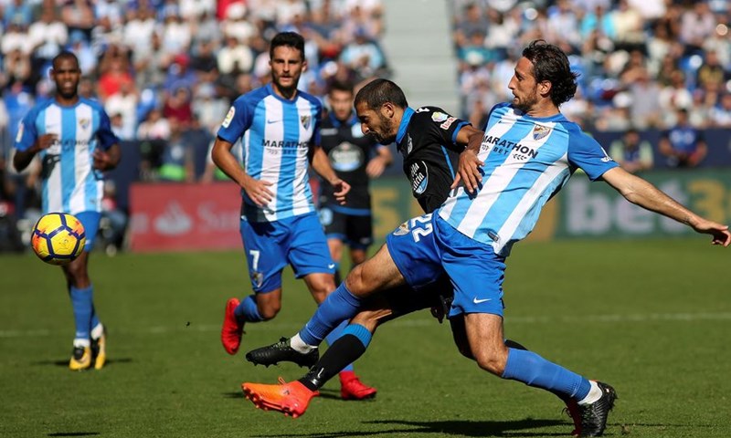 VIDEO: Valencia drži korak za Barcelonom, Malaga preokretom slavila protiv Deportiva