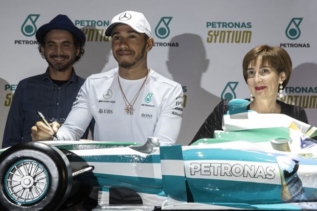 Mercedes priprema novi ugovor za Lewisa Hamiltona, potpis moguć već u Abu Dhabiju