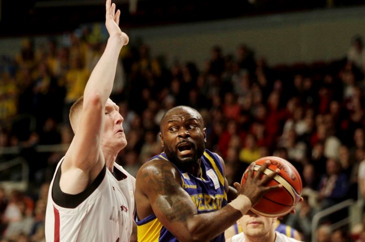 VIDEO: Slovenci poraženi u Burgosu, uvjerljiva pobjeda Litve