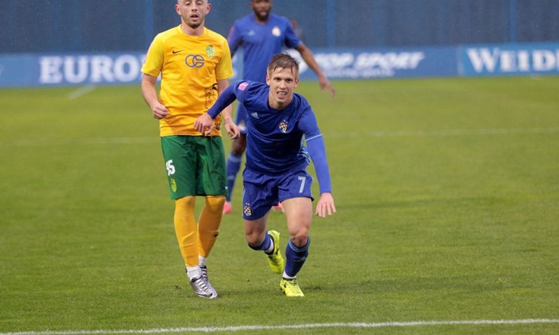 Dinamo rutinski odradio posao i uz hat-trick Henriqueza prošao u polufinale Kupa