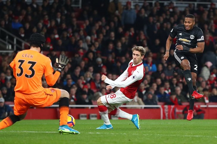 Wan-Bissaka potpisao za Manchester United, Valencia nakon deset godina napustio Old Trafford