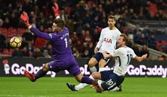 VIDEO: Tottenham pregazio Stoke, krasan pogodak Defoea za bod Bournemoutha