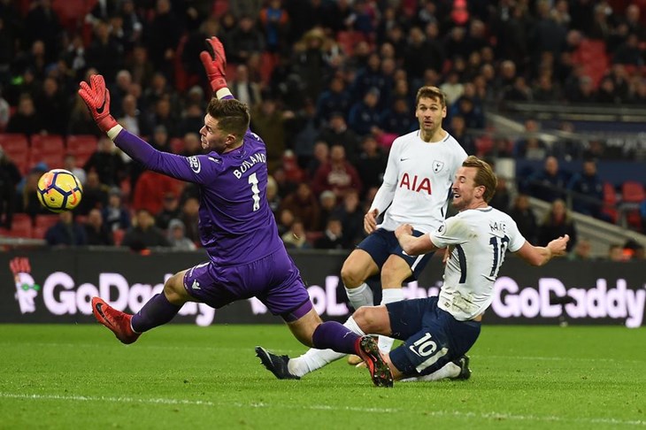VIDEO: Tottenham pregazio Stoke, krasan pogodak Defoea za bod Bournemoutha