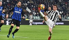 VIDEO: Derby d'Italia bez pogodaka, Mandžukića nije htio gol, Inter ostaje ispred Juventusa