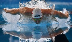 Anton Lončar odličan peti u finalu na 200 leđno na Europskom prvenstvu u malim bazenima