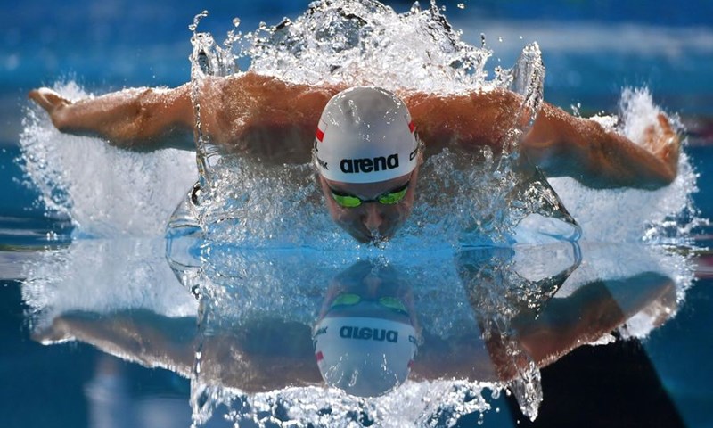 Anton Lončar odličan peti u finalu na 200 leđno na Europskom prvenstvu u malim bazenima