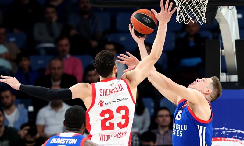 Bez pozitivnih pomaka za Efes, Banvit mu nanio novi katastrofalan poraz