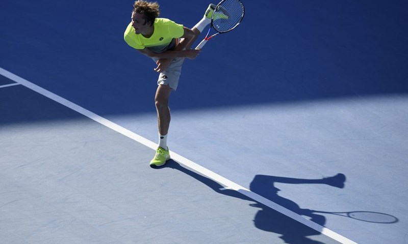 Kvalifikant Medvedev i mladi De Minaur neočekivani finalisti Sydneyja