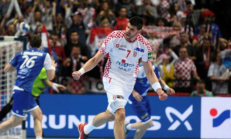 Stepančićev PSG drugi finalist Kupa, u polufinalu svladao Obranovićev Chambery