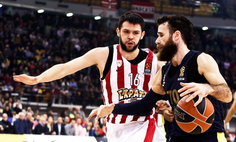 VIDEO: Fenerbahče pregažen u Pireju, CSKA nadigrao Real, Tomić odličan u porazu Barcelone