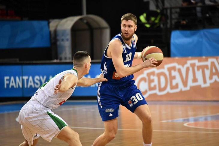 VIDEO: Petrol Olimpija s vrlo dobrim Badžimom osramotila u drugom poluvremenu MZT