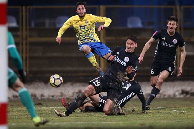"Proljetni" dio prvenstva otvoren u Zaprešiću, Inter i Slaven Belupo remizirali na teškom terenu