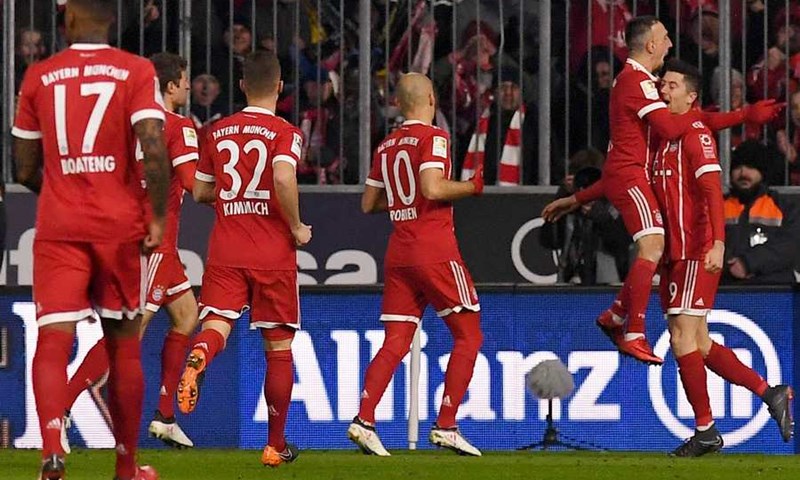 VIDEO: Bayern u derbiju na Allianz Areni svladao Schalke, Tedesco Marka Pjacu opet zacementirao na klupi