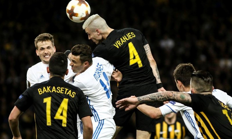 VIDEO: Rog asistent u neočekivanom porazu Napolija, Atletico na rubu prolaza