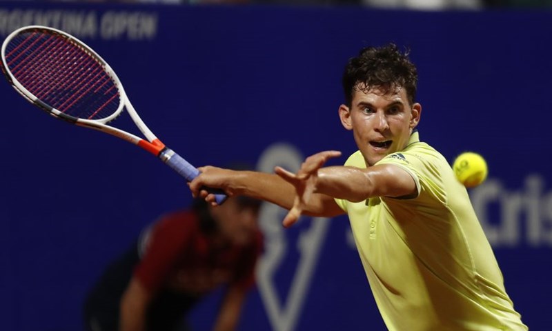 Thiem se kratko zadržao na terenu, oproštaj za Carrena Bustu