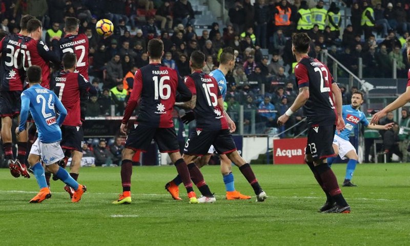 VIDEO: Napoli petardom protutnjao Sardinijom, golčine Hamšika i Ruija