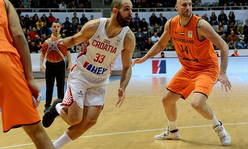 Uniks do uvjerljive pobjede, Šakić prvi strijelac protiv svoje bivše momčadi