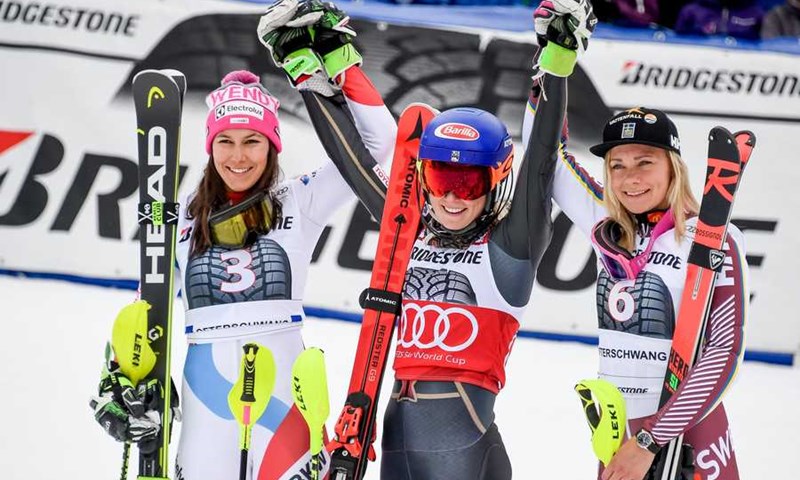Mikaela Shiffrin slavila u slalomu u Ofterschwangu i osvojila Mali kristalni globus