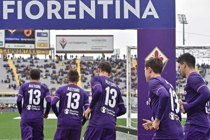 Ciao Davide - dirljiv oproštaj Fiorentine od kapetana Astorija upotpunjen pobjedom na Artemiju Franchiju