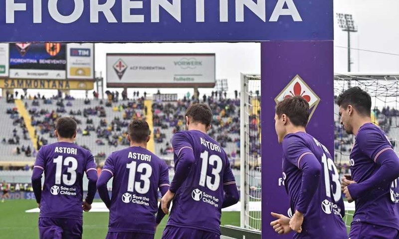 Ciao Davide - dirljiv oproštaj Fiorentine od kapetana Astorija upotpunjen pobjedom na Artemiju Franchiju