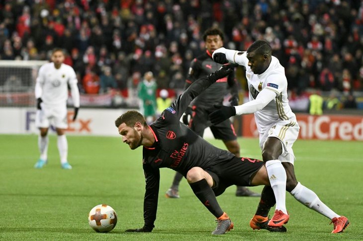 VIDEO: Arsenal potopio Watford, Petr Čech ušao u povijest Premierlige