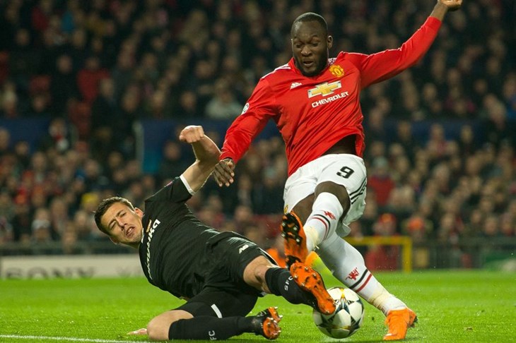VIDEO: Montellin adut s klupe izbacio Manchester United iz Lige prvaka
