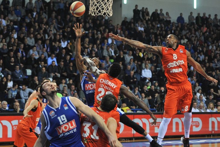 Budućnost povela u polufinalu, Cedevita promašila bacanja za pobjedu