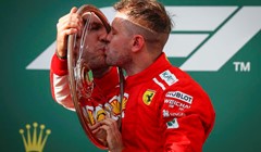Čeka nas sjajna sezona, Sebastian Vettel oteo pobjedu Lewisu Hamiltonu u Melbourneu