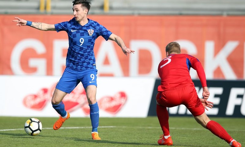 Mini Vatreni razbili Moldavce, Nikola Moro teško ozlijedio koljeno