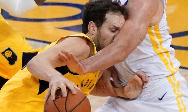 VIDEO: Nema straha za Indiana Pacerse kad je tu Bojan Bogdanović!