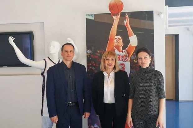 Radionicama za djecu HOA i Zaklada Dražen Petrović predstavljaju slavnog košarkaša