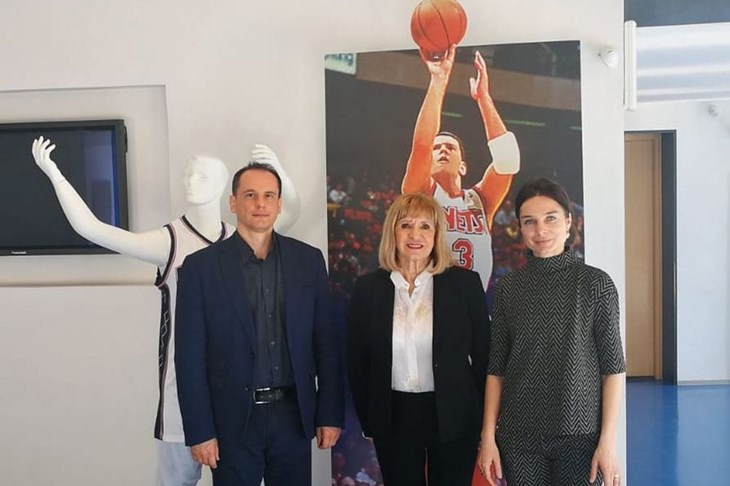 Radionicama za djecu HOA i Zaklada Dražen Petrović predstavljaju slavnog košarkaša