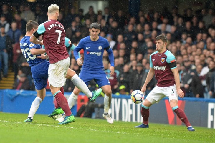 VIDEO: Chelsea sve dalje od Lige prvaka, West Ham na gostovanju kod prvaka osvojio bod
