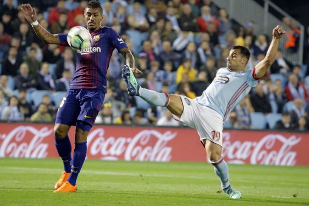 Paulinho se nakon samo jedne sezone u Barceloni vratio u svoj bivši kineski klub