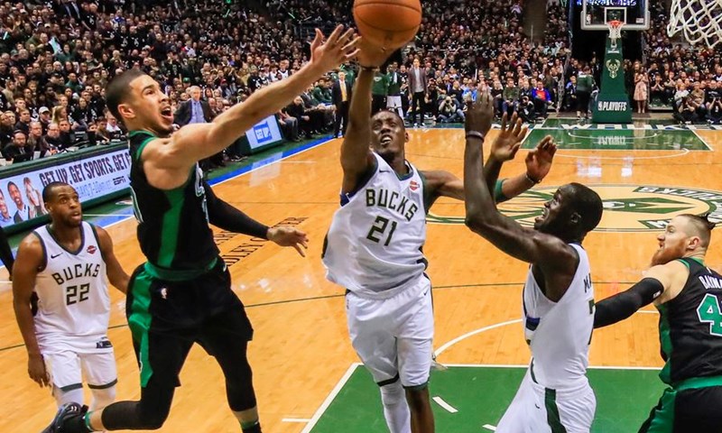 VIDEO: Bucksi se potpuno vratili u seriju, Antetokounmpo poravnao na 2-2