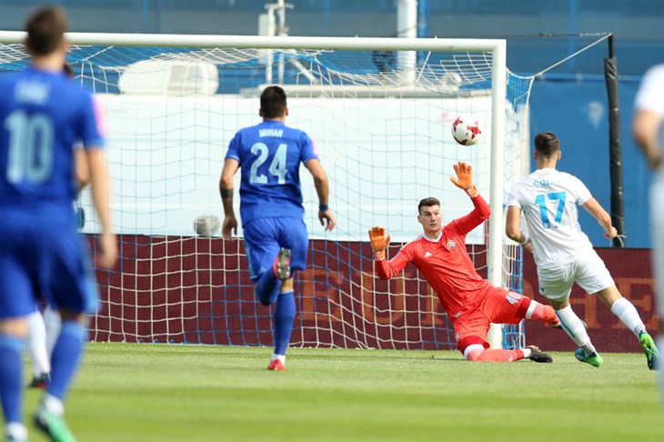 VIDEO: Rijeka nanijela Dinamu prvi prvenstveni poraz, Čolak je približio na minus devet