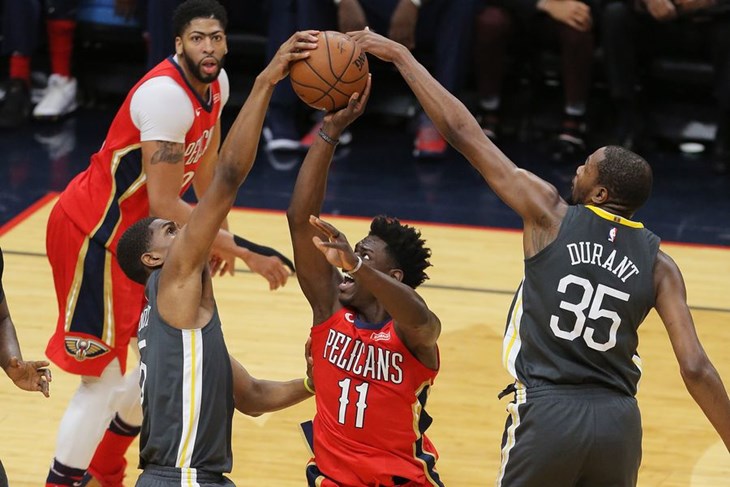 VIDEO: Warriorsi i Rocketsi gostujućim pobjedama došli na korak do finala Zapadne konferencije