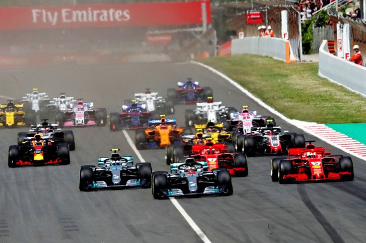 Hamilton ponovno pobijedio, Vettel se "izvrtio", Britanac na korak do novog naslova prvaka