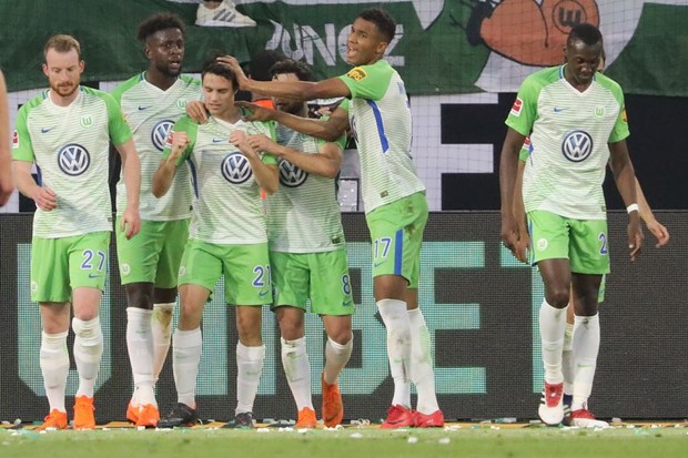 VIDEO: Wolfsburg došao do prednosti protiv Kiela, sjajan pogodak Brekala