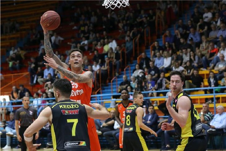 Cedevita u drugom poluvremenu slomila otpor Splita i prošla u finale