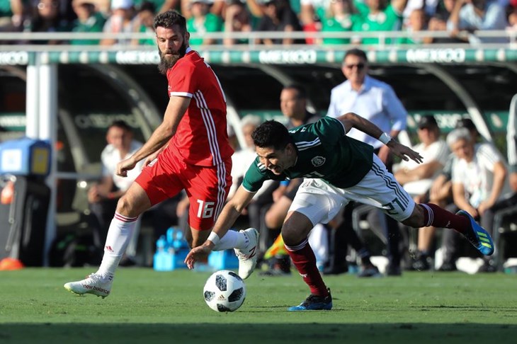 VIDEO: Meksikanci u Pasadeni remizirali s pomlađenim Walesom