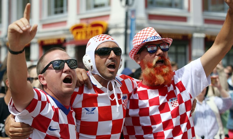 FOTO: Hrvatski i argentinski navijači zagrijavaju se za dvoboj u Nižnji Novgorodu