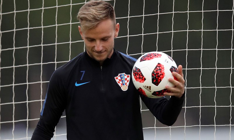 Rakitić: "Bitna je dobra priprema za tešku utakmicu s Englezima, na Španjolsku se nećemo vraćati i nećemo razmišljati o tome"
