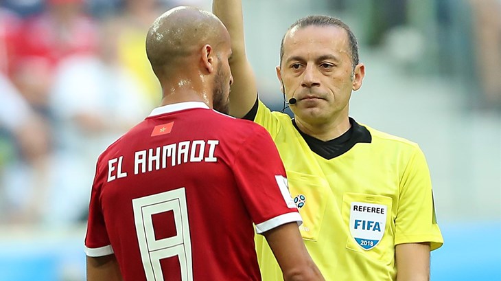 Turčin Cuneyt Cakir sudi dvoboj između Hrvatske i Engleske