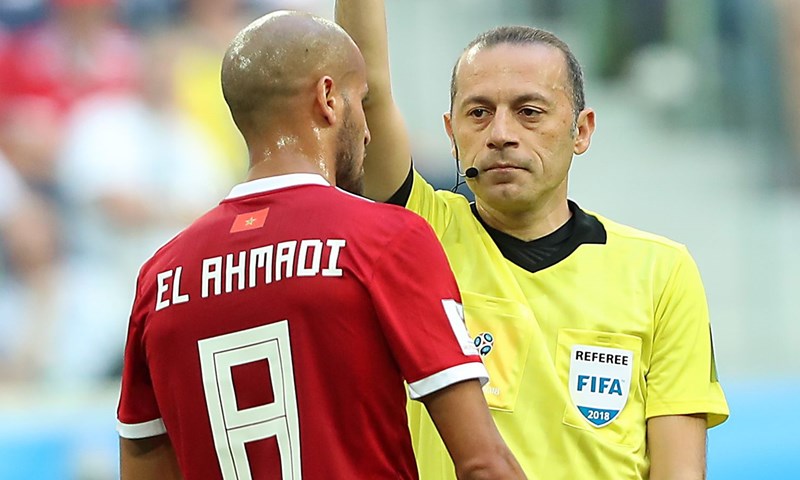 Turčin Cuneyt Cakir sudi dvoboj između Hrvatske i Engleske
