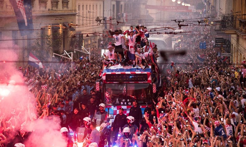 [Na današnji dan] FOTO: Veličanstveni doček Vatrenih u Zagrebu!
