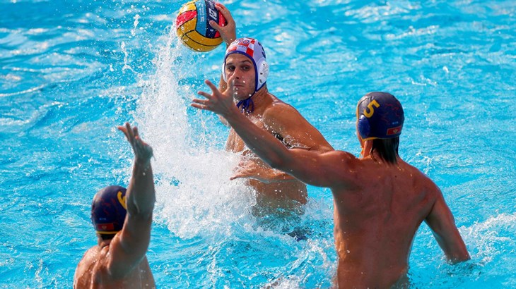 Barakude u potrazi za broncom, Talijani stoje na putu