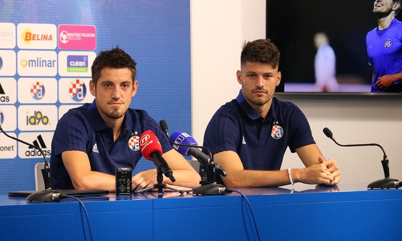 Predstavljen Bruno Petković, u Maksimiru potpisali novi ugovor s Ademijem